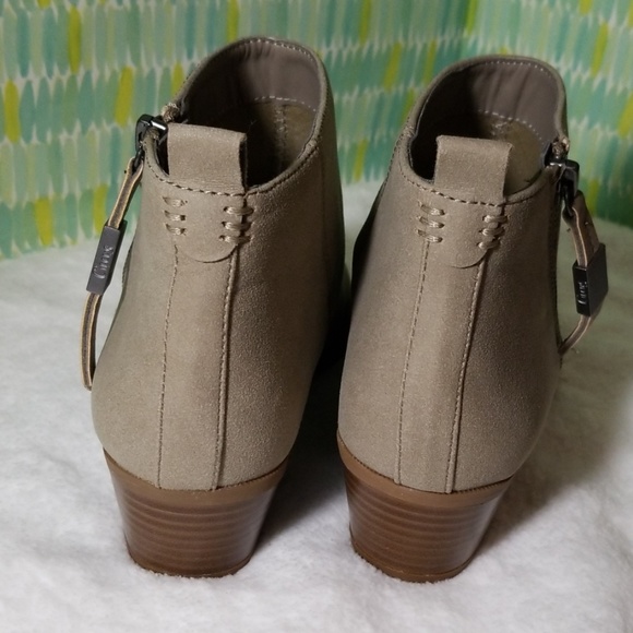 Circus By Sam Edelman Heidi Ankle Bootie - Picture 4 of 8